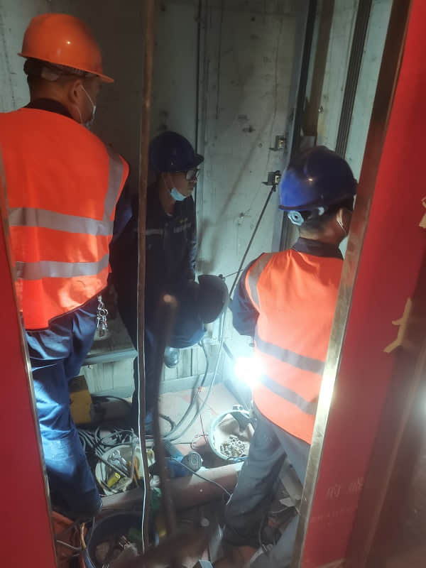 無機(jī)房電梯上下吵死了咋處理？